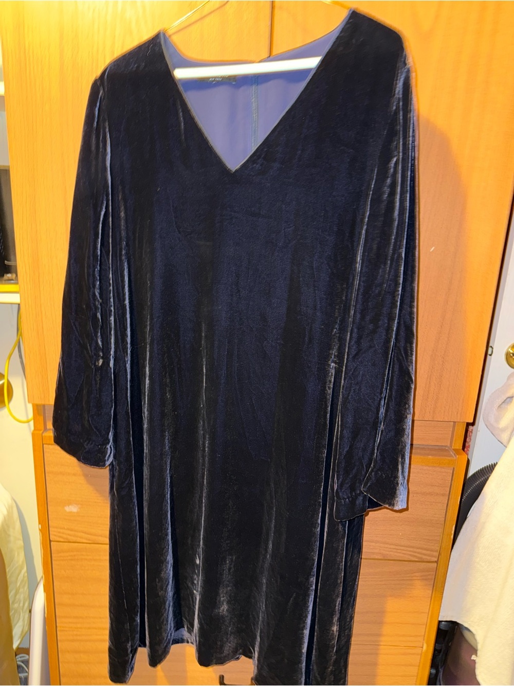 Lafayette 148 midnight blue velvet midi dress
